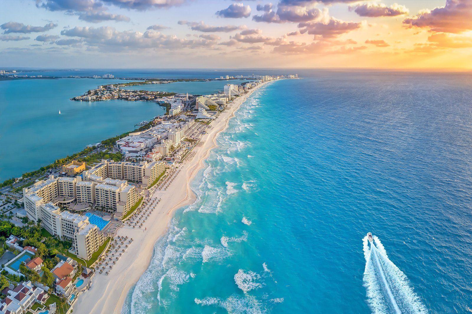 Cancun destination wedding location